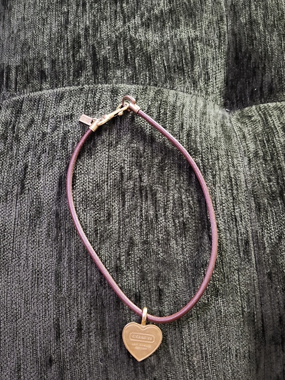 Coach Brown Leather & Brass Heart Necklace Rare Vintage Beauty 16" Approximately